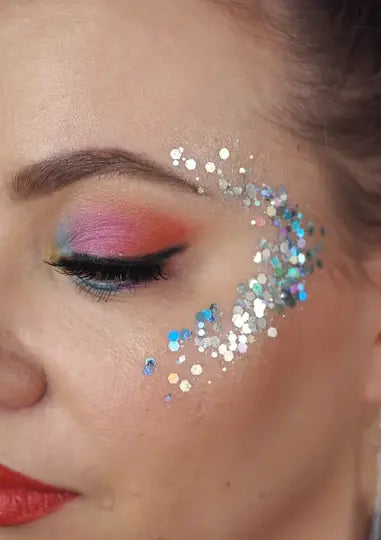 Beauty Trend Alert: Glitter Makeup Looks for Every Occasion