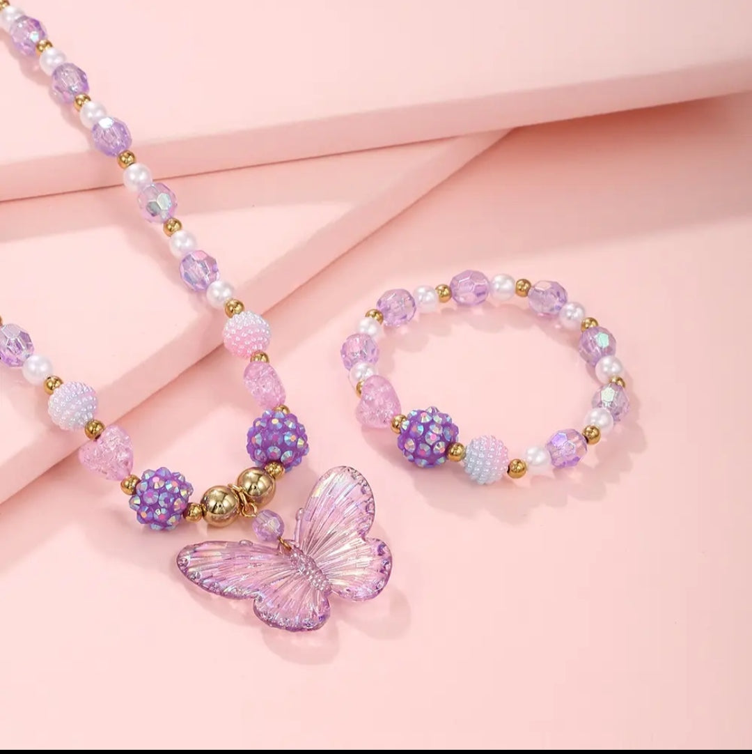 butterfly neckless